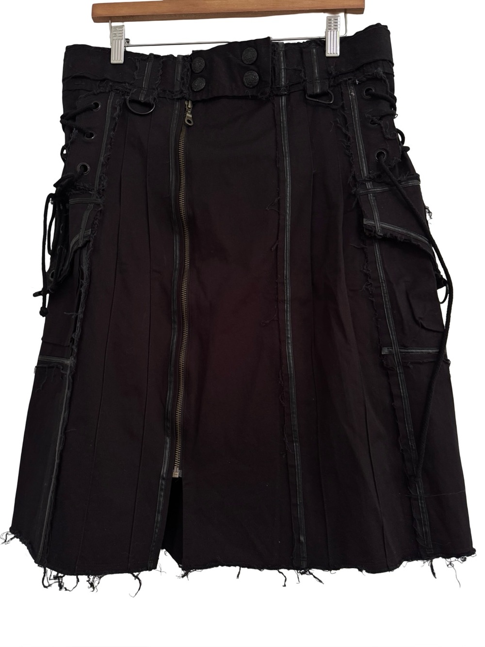 The Pirate Dressing Kilt Black NWT XL